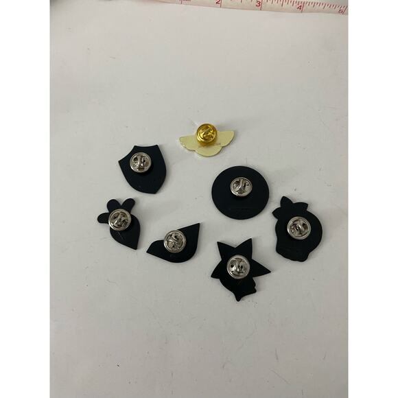 Erfworld battle crest pin set - Picture 3 of 5